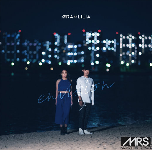 男模同志露屁股
